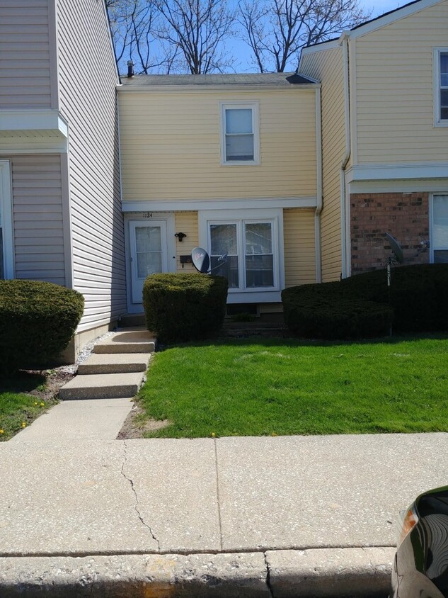 Primary Photo - 1124 Williamsburg Rd