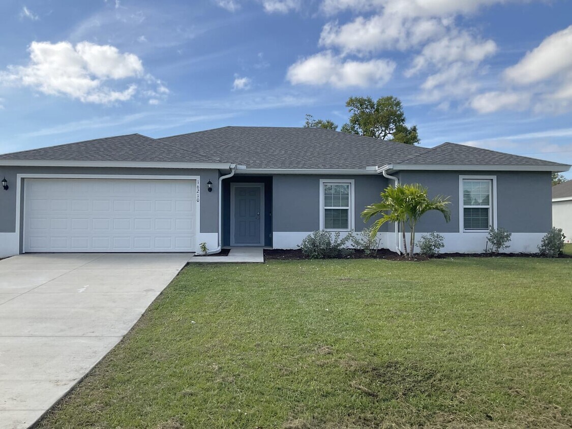 Primary Photo - 16210 Maya Cir