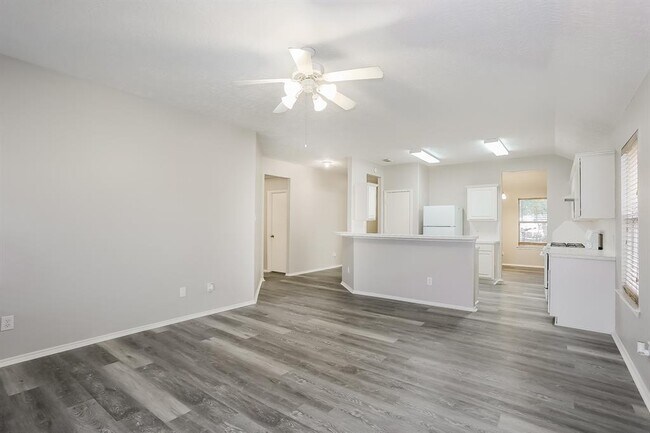 Foto del edificio - 11410 Moonlight Ridge Dr
