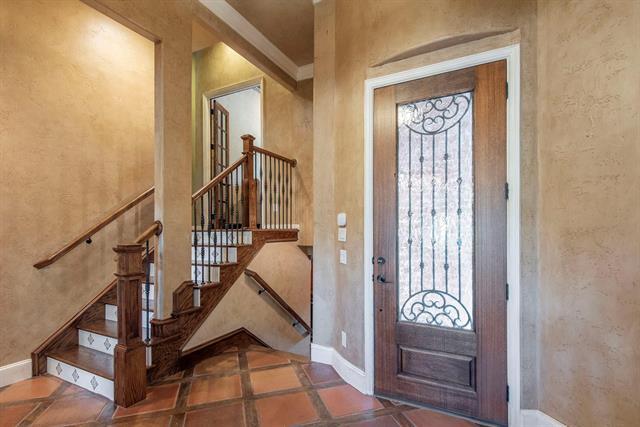 Building Photo - 7012 Luxborough Dr