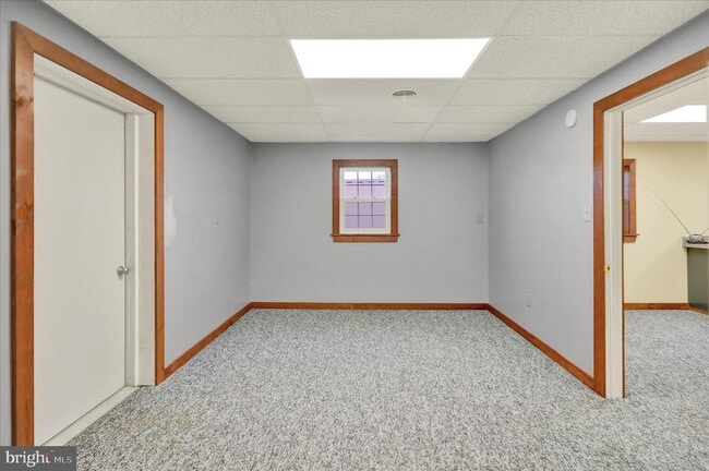 Building Photo - 392 5 Locks Rd