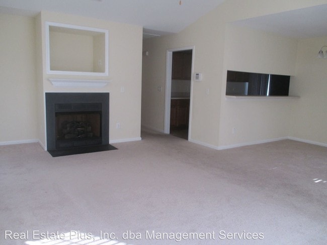 Building Photo - 3 br, 2 bath House - 4735 Corena Dr