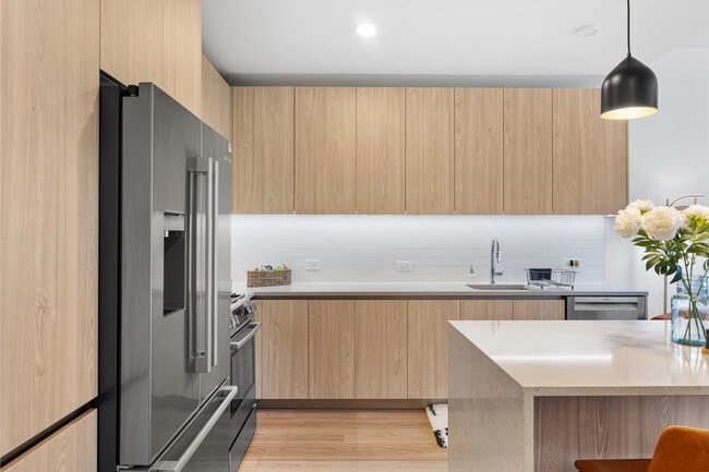 Foto del edificio - 1 Riva Row