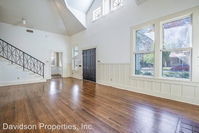 Foto del edificio - 3 br, 3 bath House - 123 Kennedy