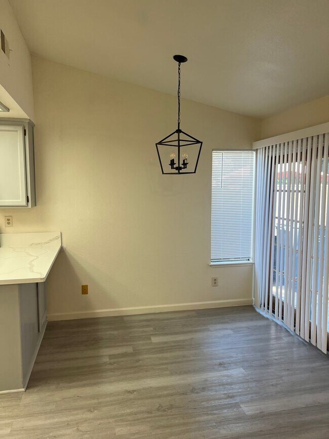 Foto del edificio - 3 br, 2 bath House - 1894 Bridgecreek Drive