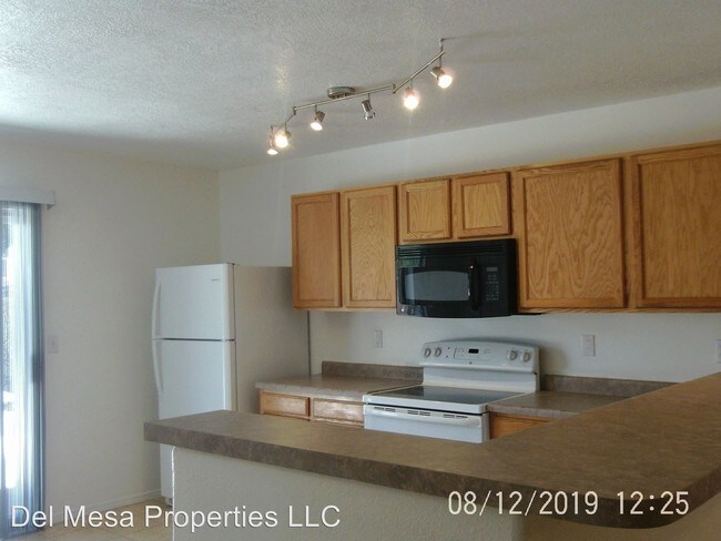 Building Photo - 3 br, 2 bath House - 5323 River Ridge Ave.