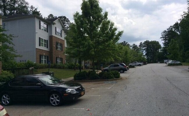 Foto del edificio - 6101 Fairington Village Dr