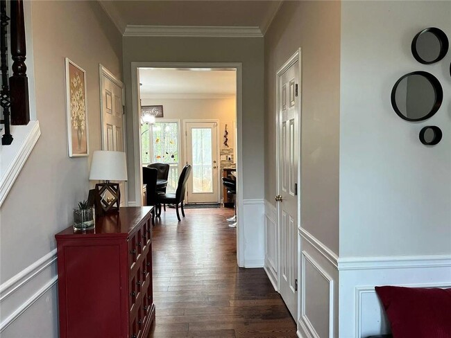 Building Photo - 615 Tammany Pointe