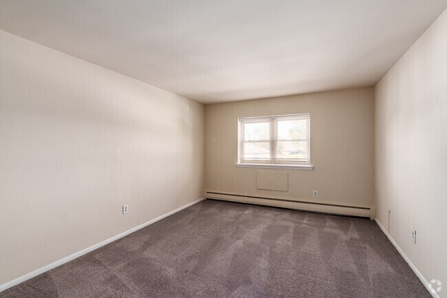 1 habitación, 1 baño - 700 pies cuadrados - Dormitorio - Providence Manor Apartments