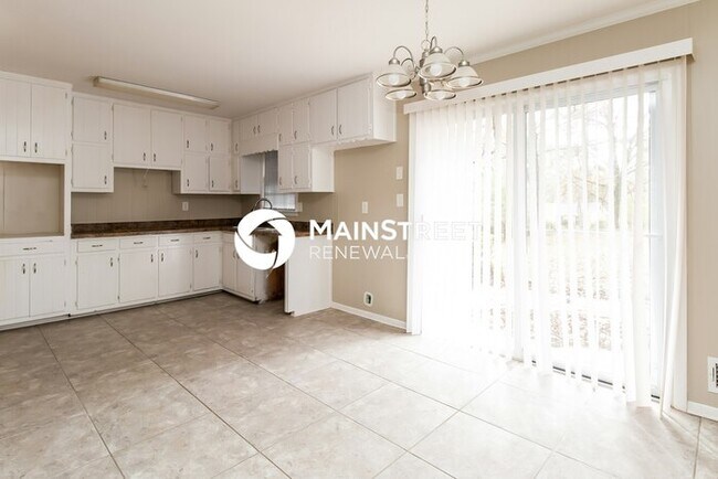 Foto del edificio - 892 Oak Dr