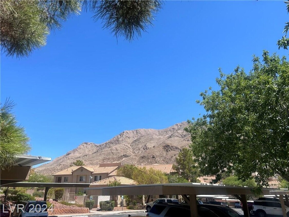Primary Photo - SUNRISE MANOR 1ST FLOOR UNIT IN GATED COMM...