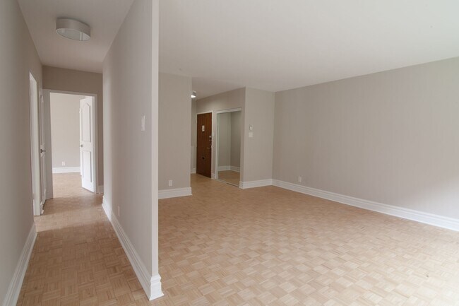 Photo du bâtiment - 4555 Av. Bonavista