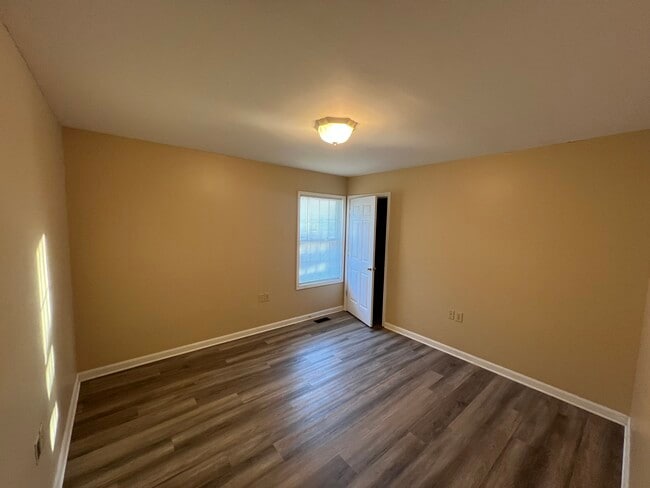 Building Photo - 1738 Morton St