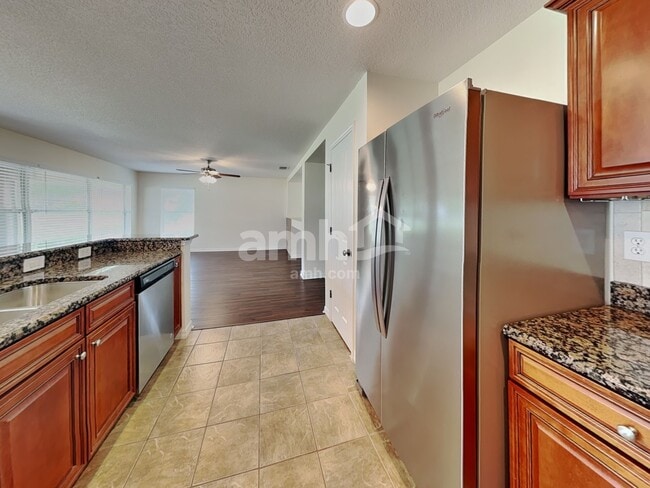 Foto del edificio - 4476 Barbados Loop