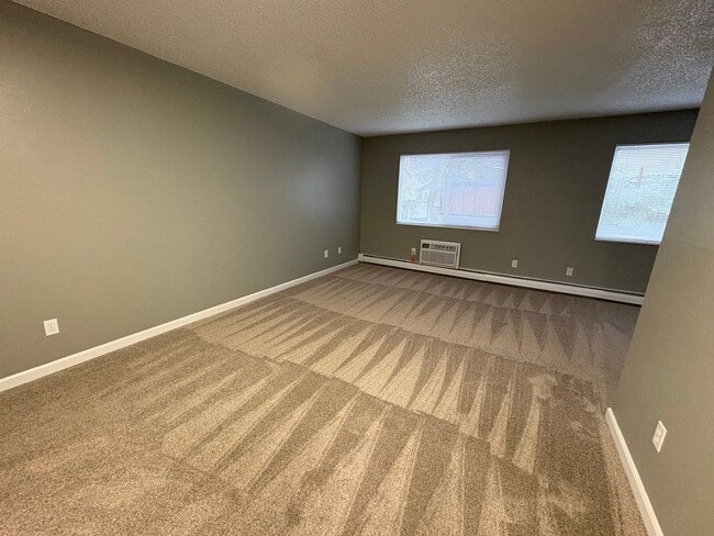 Interior Photo - Mountain Pointe Apartments
