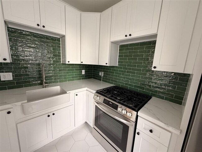 Foto del edificio - Historic 1BD in The Sovereign | New Appliances | Rooftop Access | Pet Friendly *$1,000.00 Off One...