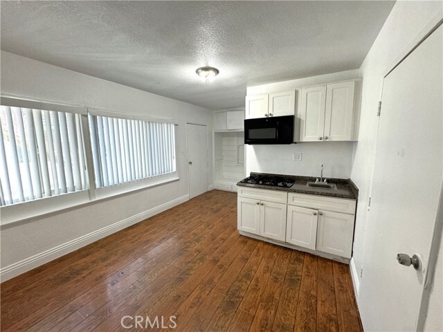 Foto del edificio - 4387 W 134th St