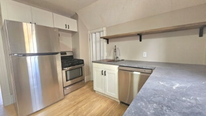 Building Photo - 3832 Harriet Ave