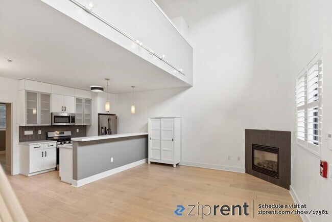 Foto del edificio - 1565 32nd St