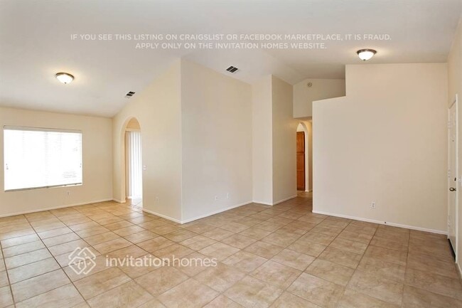 Building Photo - 23195 Twinflower Ave