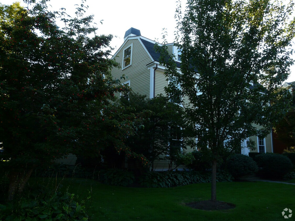 7 Franklin St, Marblehead, MA 01945 Apartments in Marblehead, MA