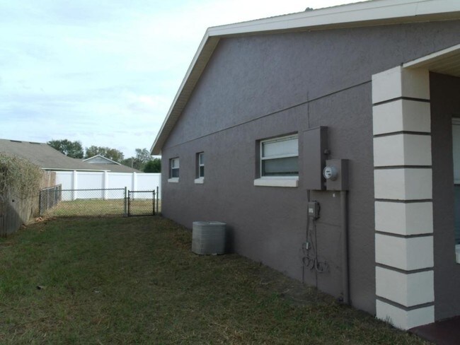 Building Photo - 1331 Topfield Ct