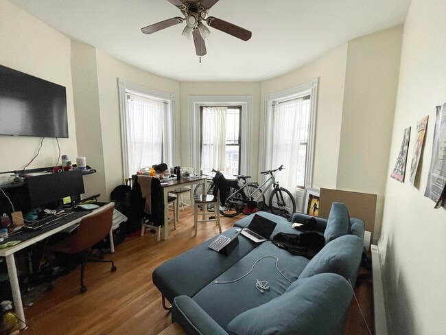 Building Photo - 1451 Tremont St