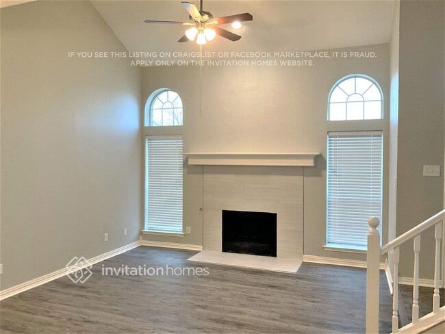 Foto del edificio - 406 Faircrest Dr