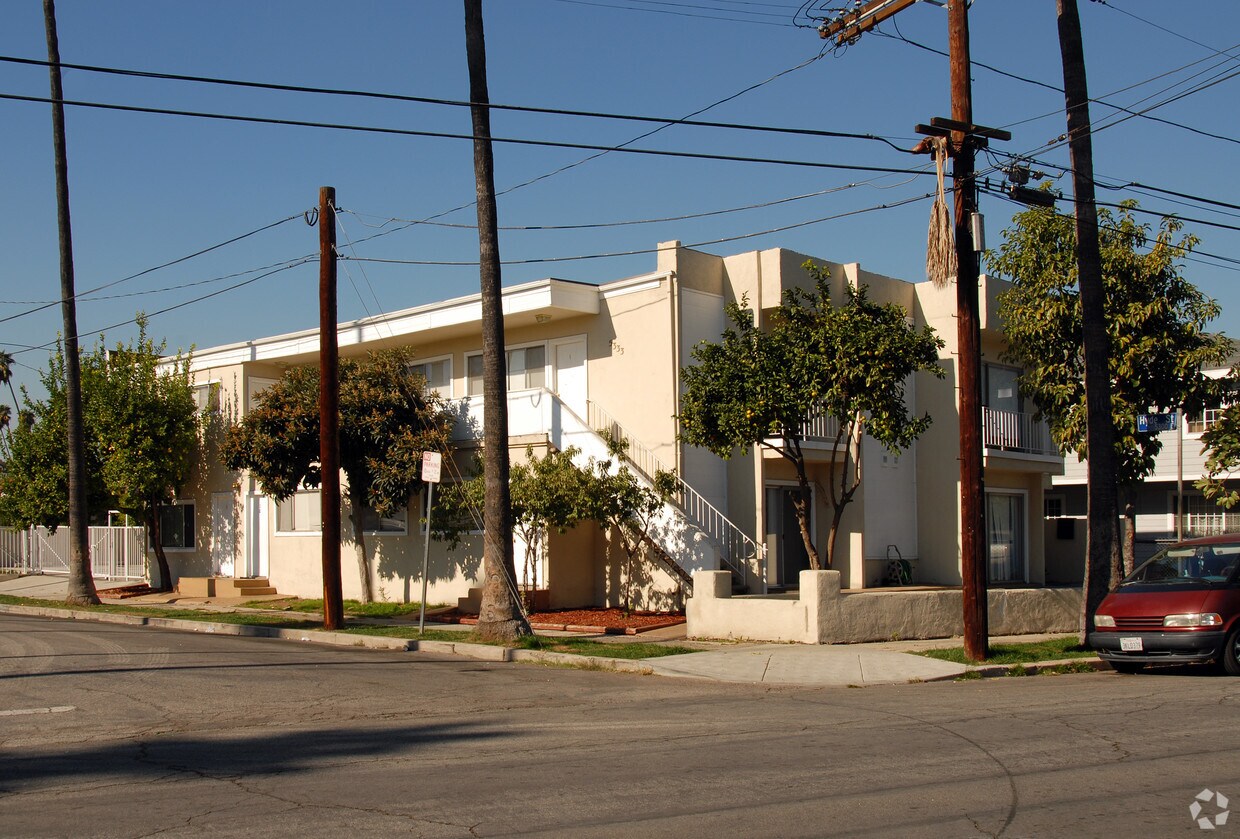 Primary Photo - 5333 Hyde St