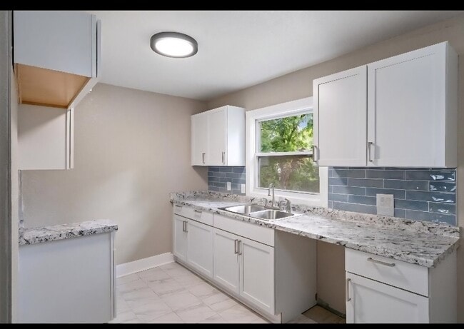 Building Photo - 5756 Indiana Ave