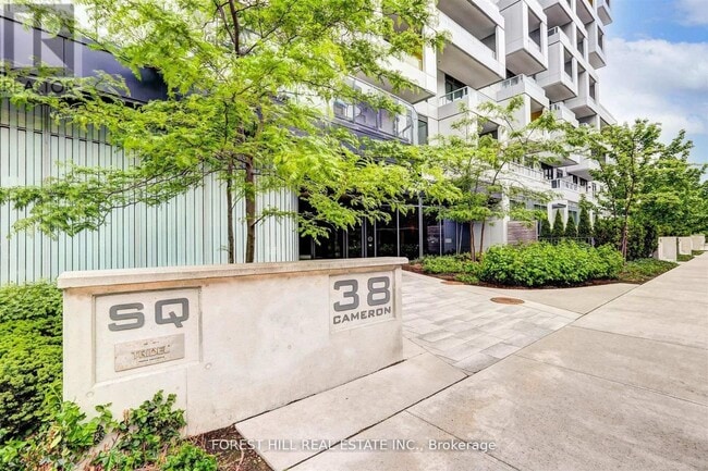 Building Photo - 38 Cameron St