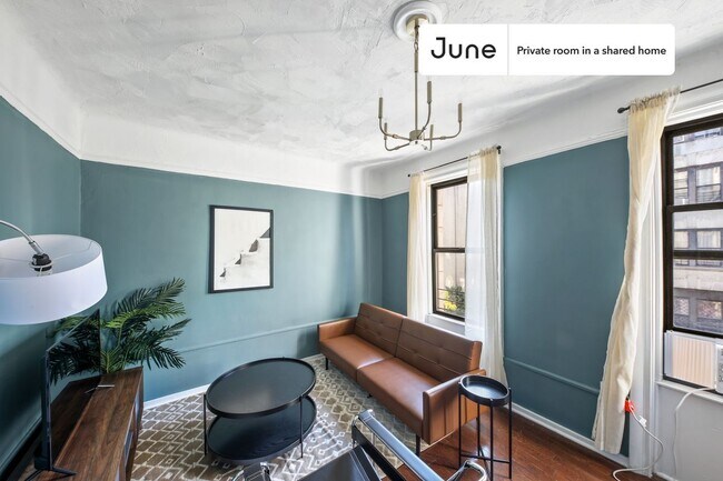 Foto del edificio - Room in Shared 3 bed/1 bath home