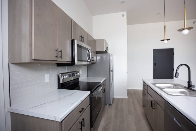 Building Photo - The Rowe on 57th Street