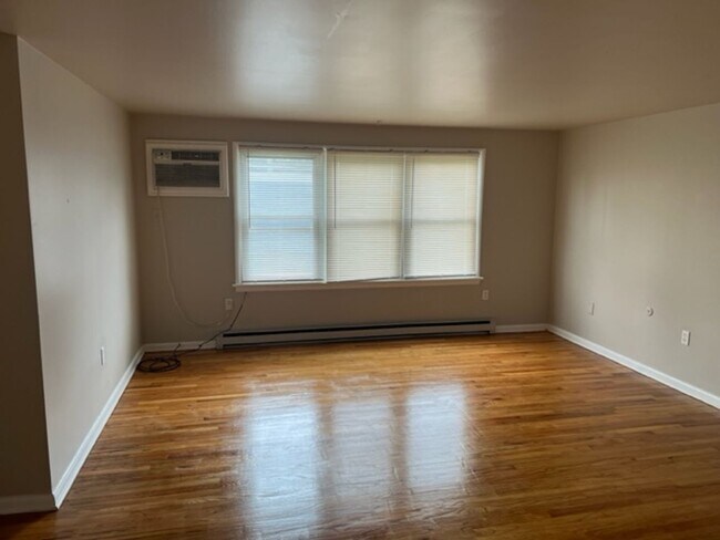 Foto del edificio - 4216 Jonestown Road