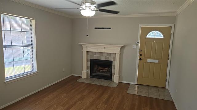 Foto del edificio - 1716 Windsong Ln