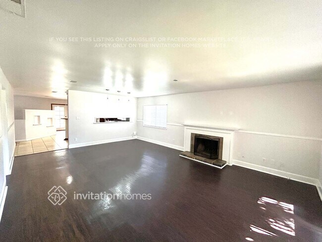 Foto del edificio - 1752 Willowbrook Ln