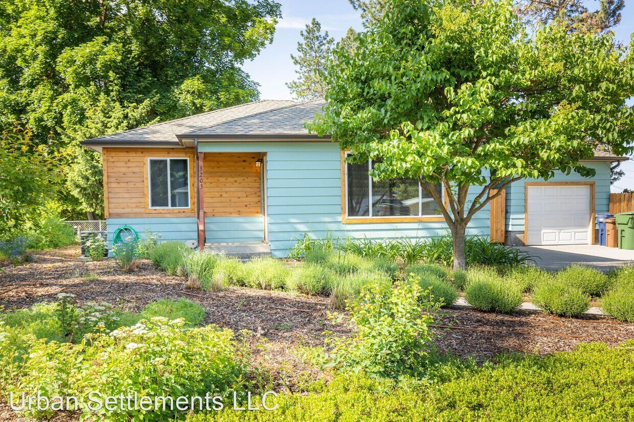 3 br, 2 bath House 3203 W Monticello Pl House for Rent in Spokane