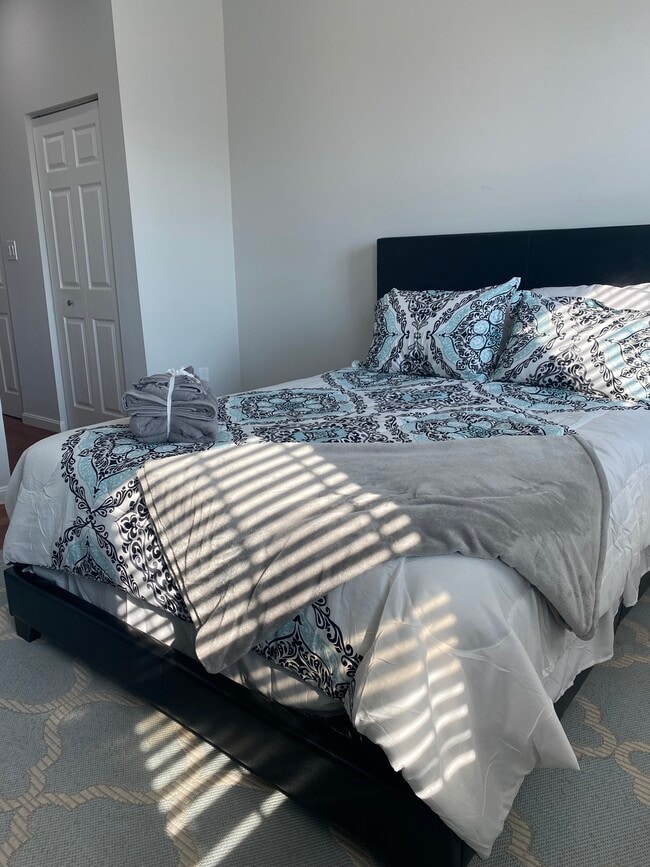 Master bedroom - 924 S Robinson St