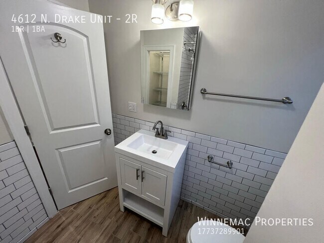 Foto del edificio - 4612 N Drake Ave