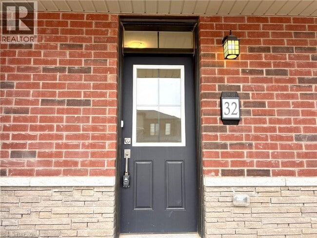 Building Photo - 32 RILEY PARK Dr