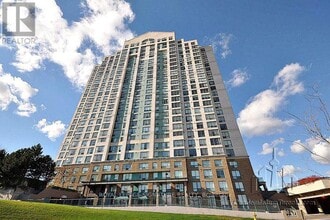 Building Photo - 101 Subway Crescent