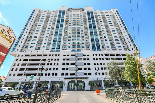 Building Photo - 150 Las Vegas Blvd S