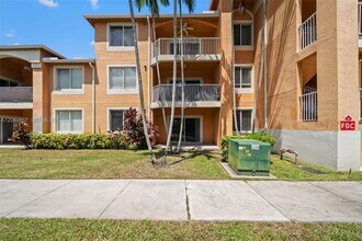 Building Photo - 6992 SW 39th St