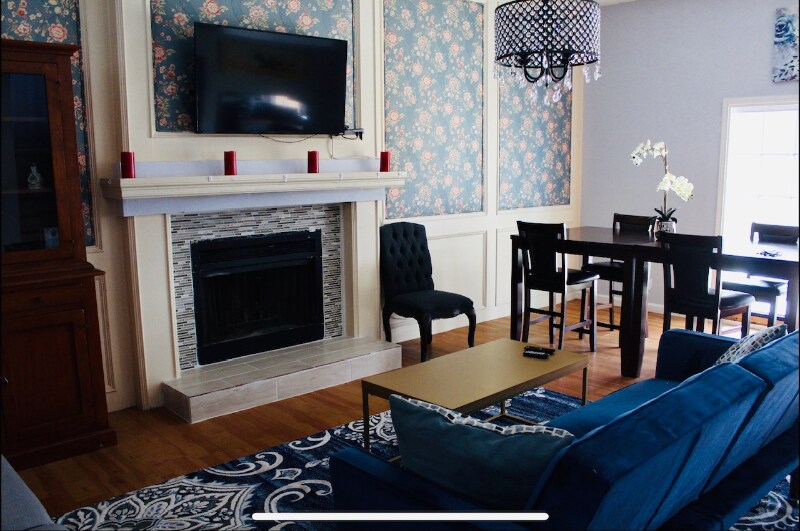 Foto principal - 10110 Cedarvale Dr