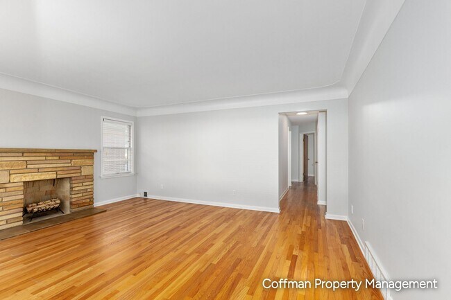 Foto del edificio - 1436 Valley Ave NW