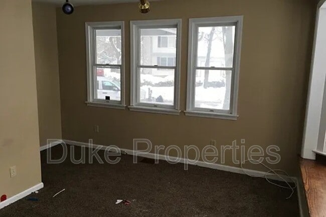 Building Photo - 1179 Genesee St