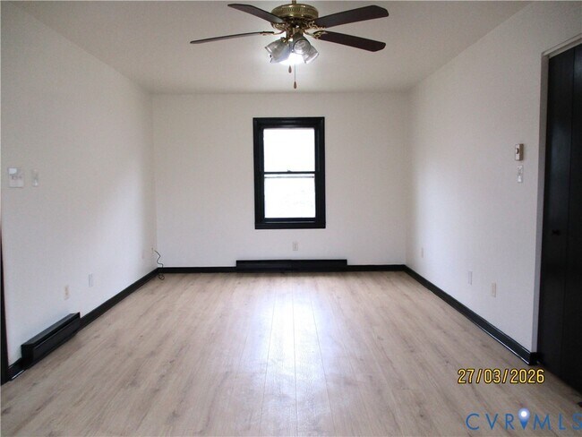 Foto del edificio - 13370 Greenwood Rd