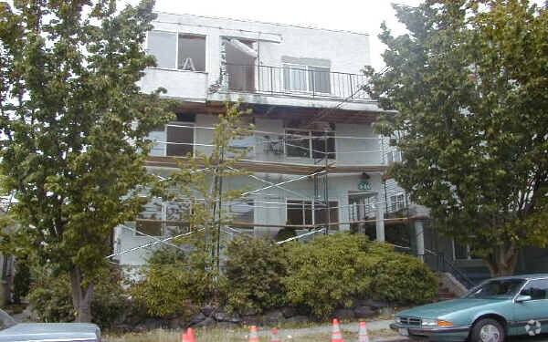 Building Photo - Greenlake Apartments