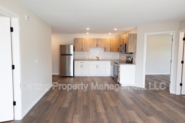 Foto del edificio - 1020 Lakeland Dr NE