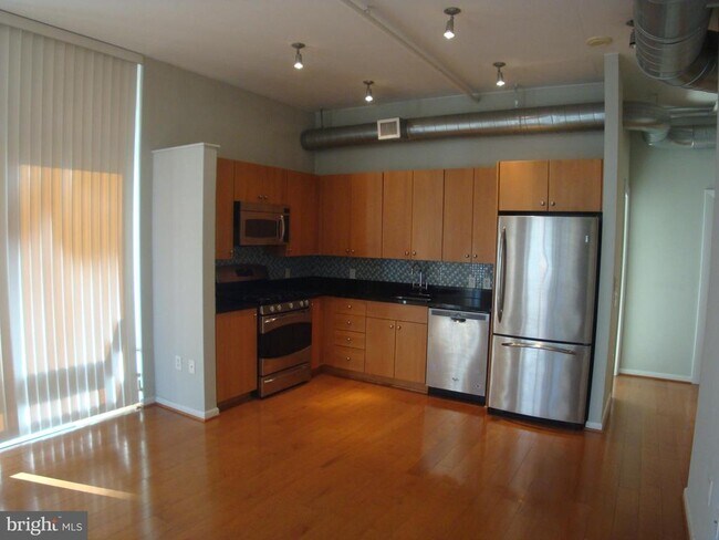Foto del edificio - 811 4th St NW